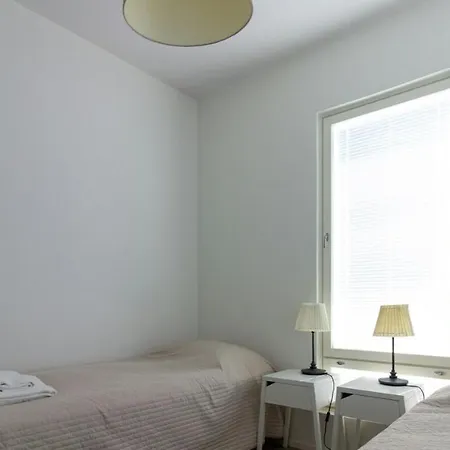 Convenient For 4 公寓 *