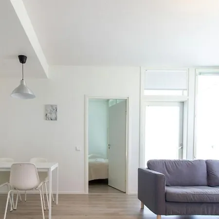 Lägenhet Convenient For 4 *